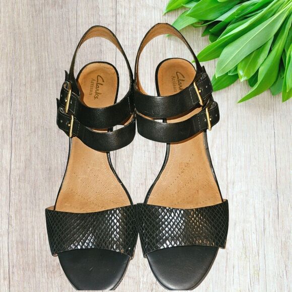 Clarks Artisan Block Heel Open Toe Double Buckle Strap Blk Leather Sandal 11M - Picture 2 of 13